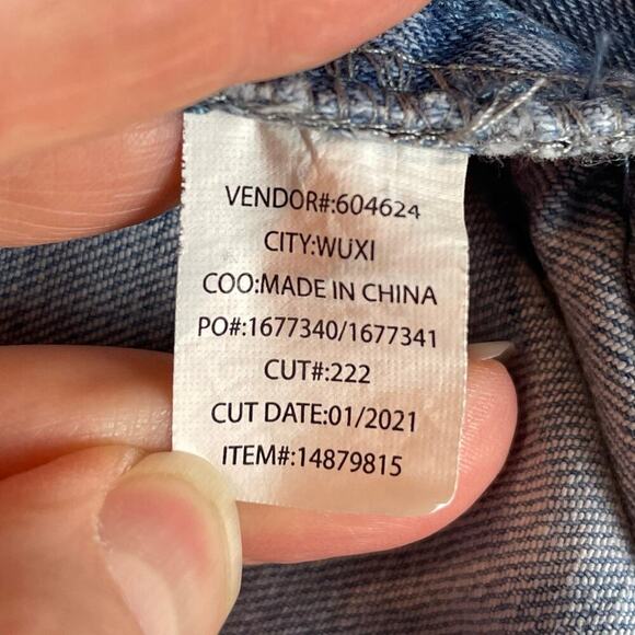 Her Universe Star Wars the Mandalorian the Child Denim Shortalls Size 2X - Picture 8 of 8